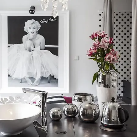 Absyntapart Krawiecka - Just In Center Rynek