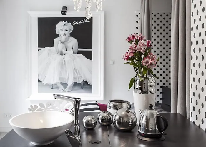 Absyntapart Krawiecka - Just In Center Rynek